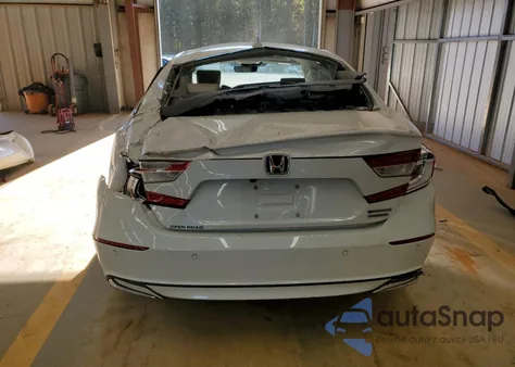 2021 Honda Accord Touring Hybrid z USA, uszkodzony, nr VIN 1HGCV3F94MA015558